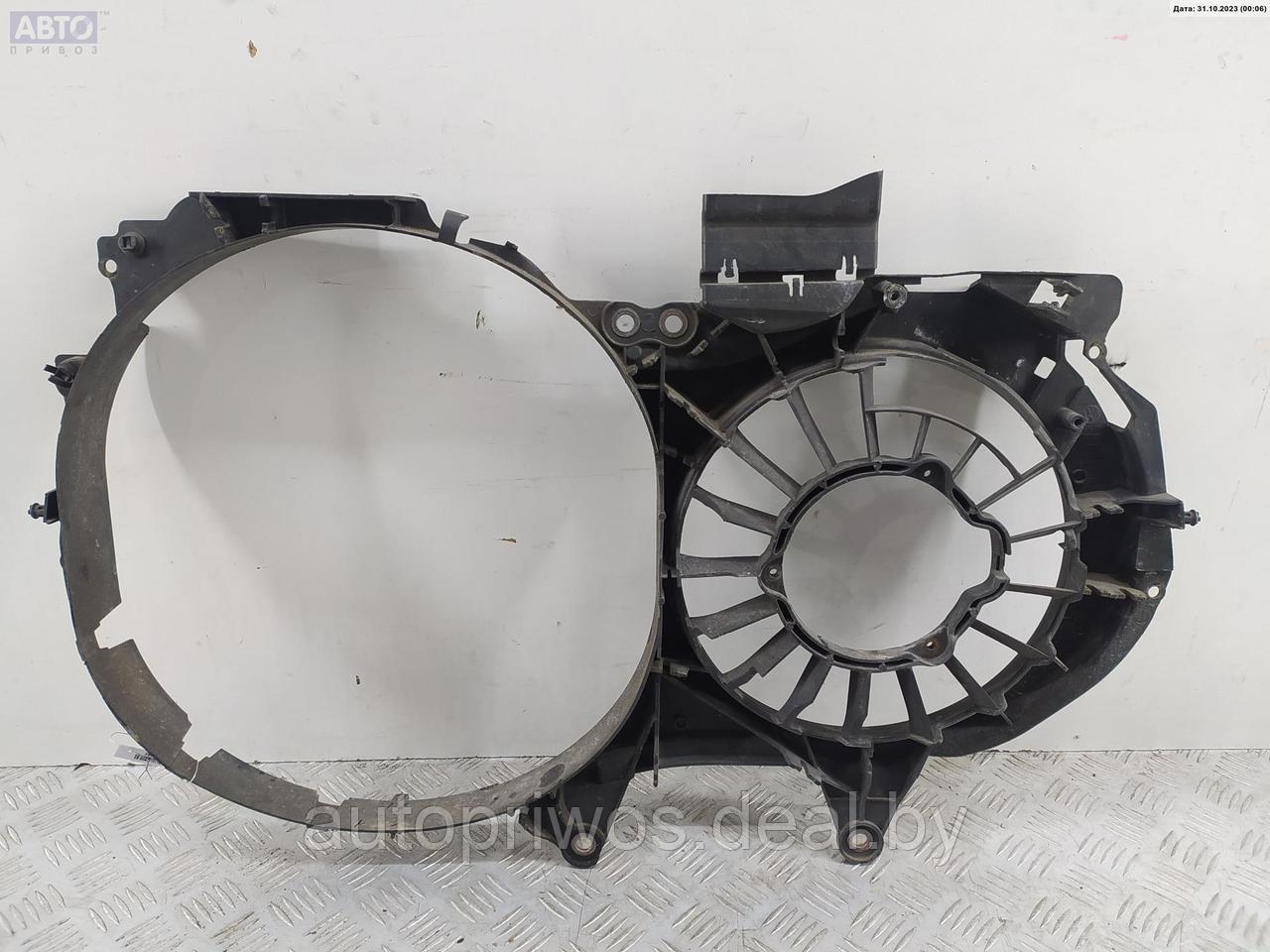 Диффузор (кожух) вентилятора радиатора Audi A4 B6 (2001-2004) - фото 2 - id-p169135295