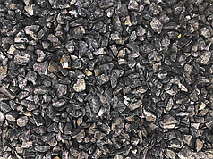 Щебень черный мрамор галтованный (фракция 10-20 мм.) 1 тонна