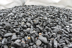 Щебень черный мрамор галтованный (фракция 10-20 мм.) 1 тонна, фото 2