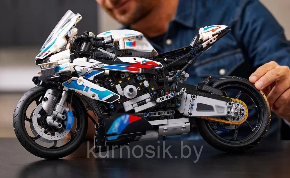 Конструктор 12118 KING Мотоцикл BMW M 1000 RR, 1920 деталей - фото 4 - id-p218554718