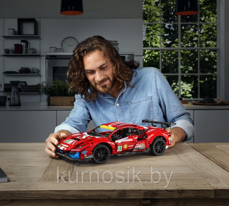 Конструктор 488 KING Автомобиль Ferrari 488GTE, 1677 деталей - фото 6 - id-p218561254