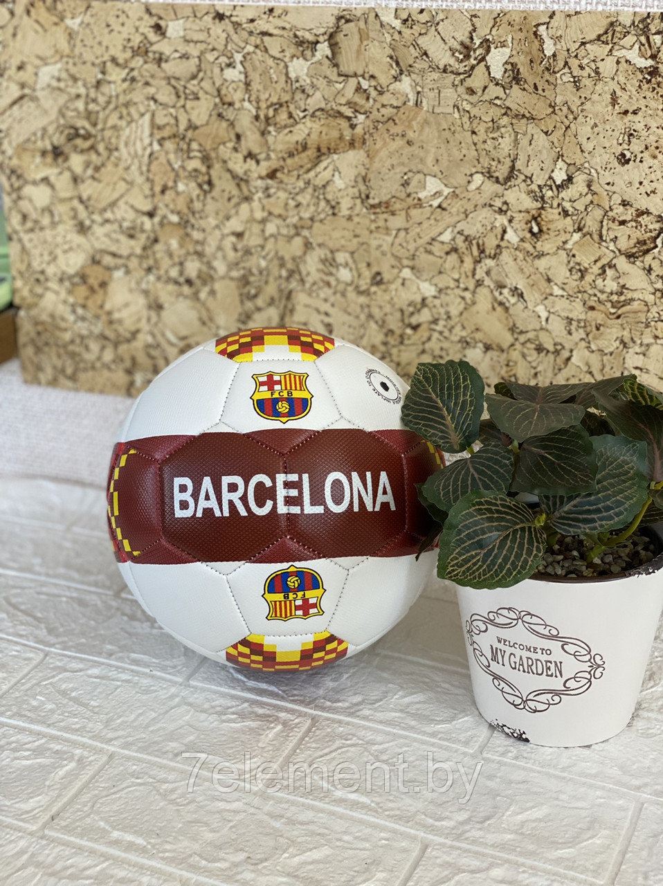 Мяч футбольный 3-х слойный OFFICIAL для футбола, размер 5, Барселона Реал Челси Манчестер Юнайтед - фото 1 - id-p218601650