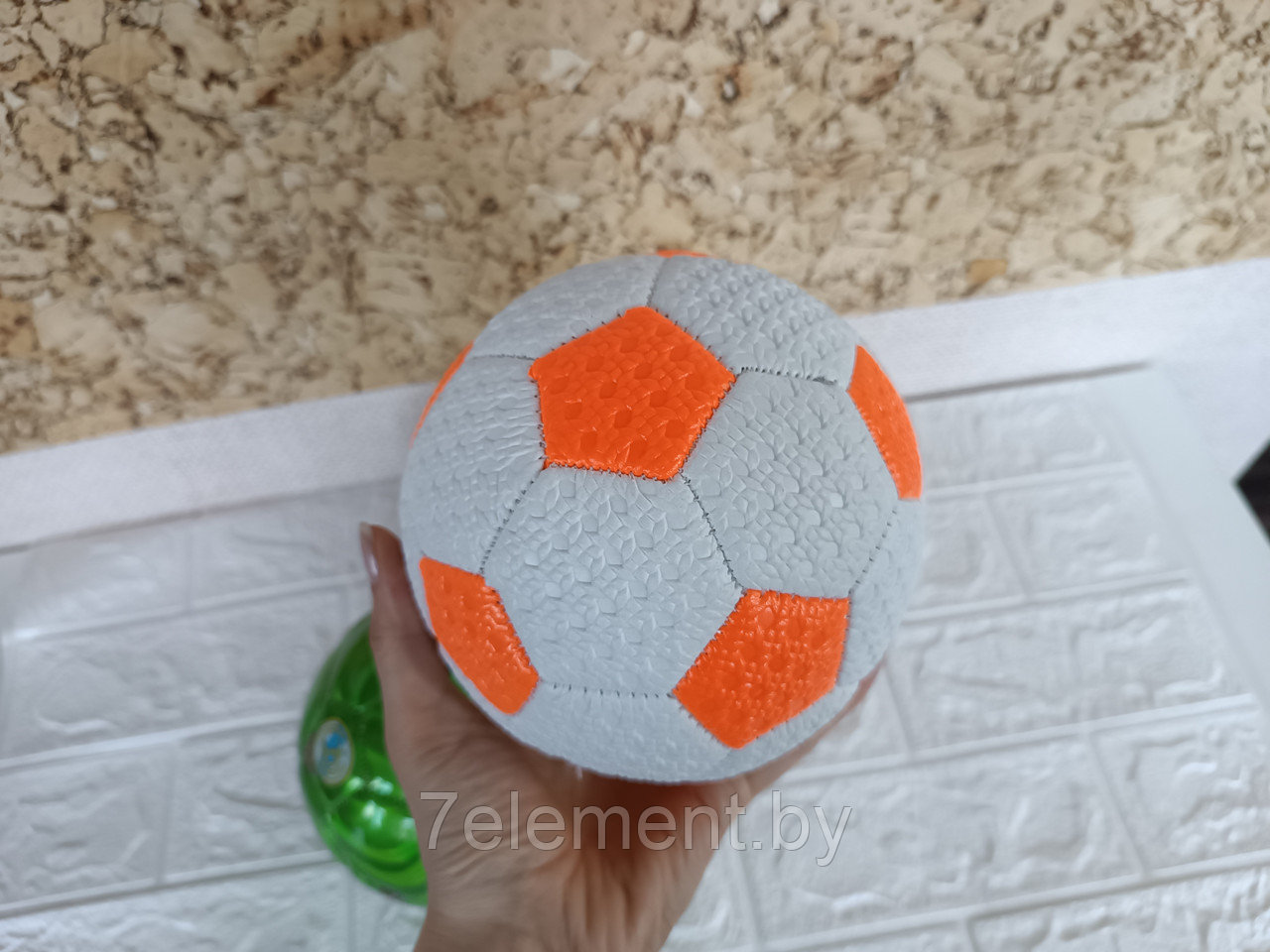 Мяч гандбольный лёгкий 15 см диаметр. Для детей на любой возраст - фото 4 - id-p218602046