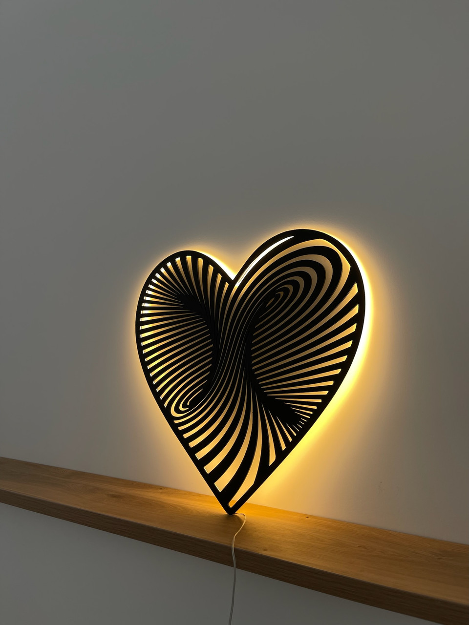 Панно из дерева с подсветкой из неона ''3Д сердце'' - фото 2 - id-p218609492