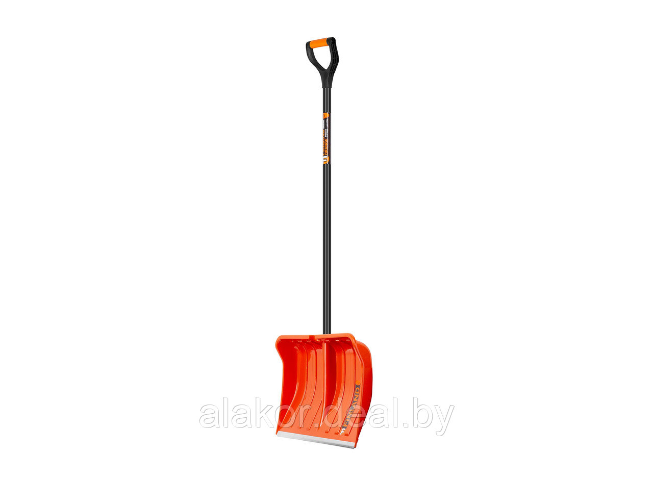Лопата снеговая Finland Orange 39*55см, пластик, алюминиевая окантовка, деревянный черенок