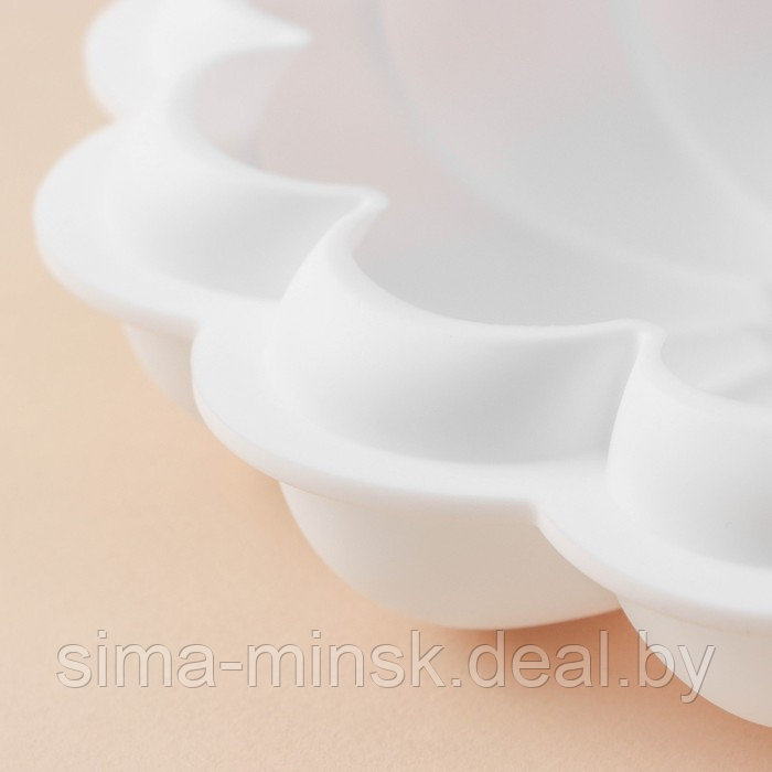 Форма силиконовая для муссовых десертов и выпечки Доляна «Ромашка», 22×5 см, цвет белый - фото 4 - id-p218661008