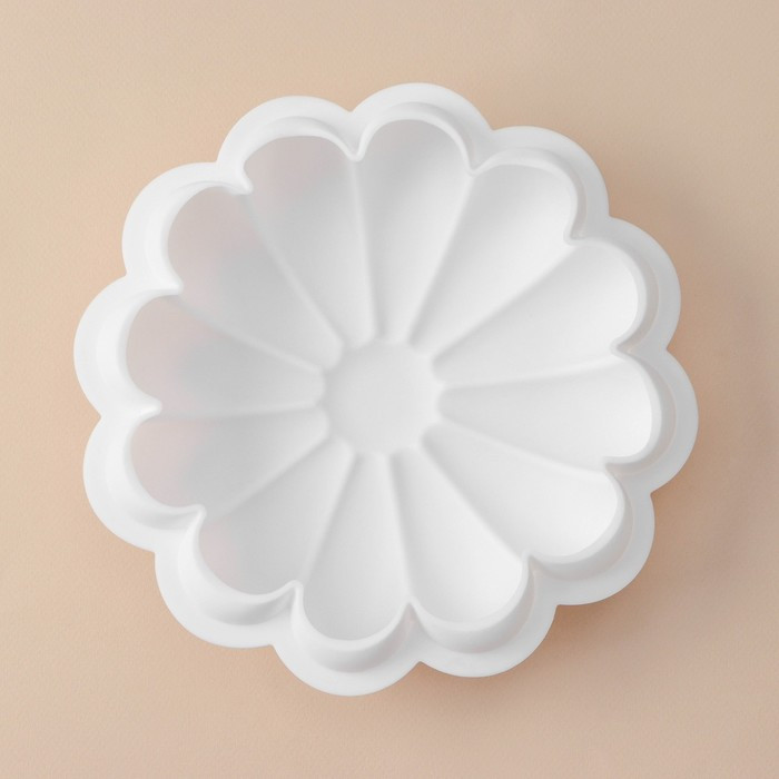 Форма силиконовая для муссовых десертов и выпечки Доляна «Ромашка», 22×5 см, цвет белый - фото 2 - id-p218661641