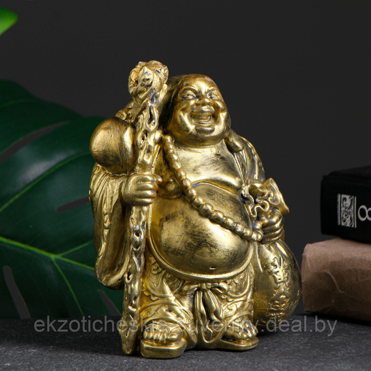 Фигура "Бог Хотей №1 с мешком и посохом" золото, 16х14х10см - фото 1 - id-p218767662