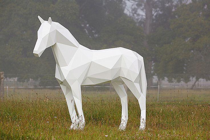 Полигональная скульптура "Стальной Конь" - фото 3 - id-p218803475