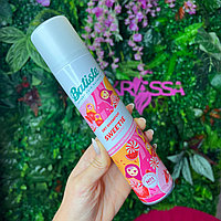 Сухой шампунь - спрей для волос BATISTE sweetie, 200 мл