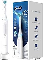 Электрическая зубная щетка Oral-B iO Series 4 IOG4.1A6.0 (белый)