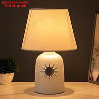 Настольная лампа "Мирель" Е14 40Вт белый 22,5х22,5х34 см
