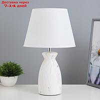 Настольная лампа "Лаена" E14 40Вт белый 22,5х22,5х37 см