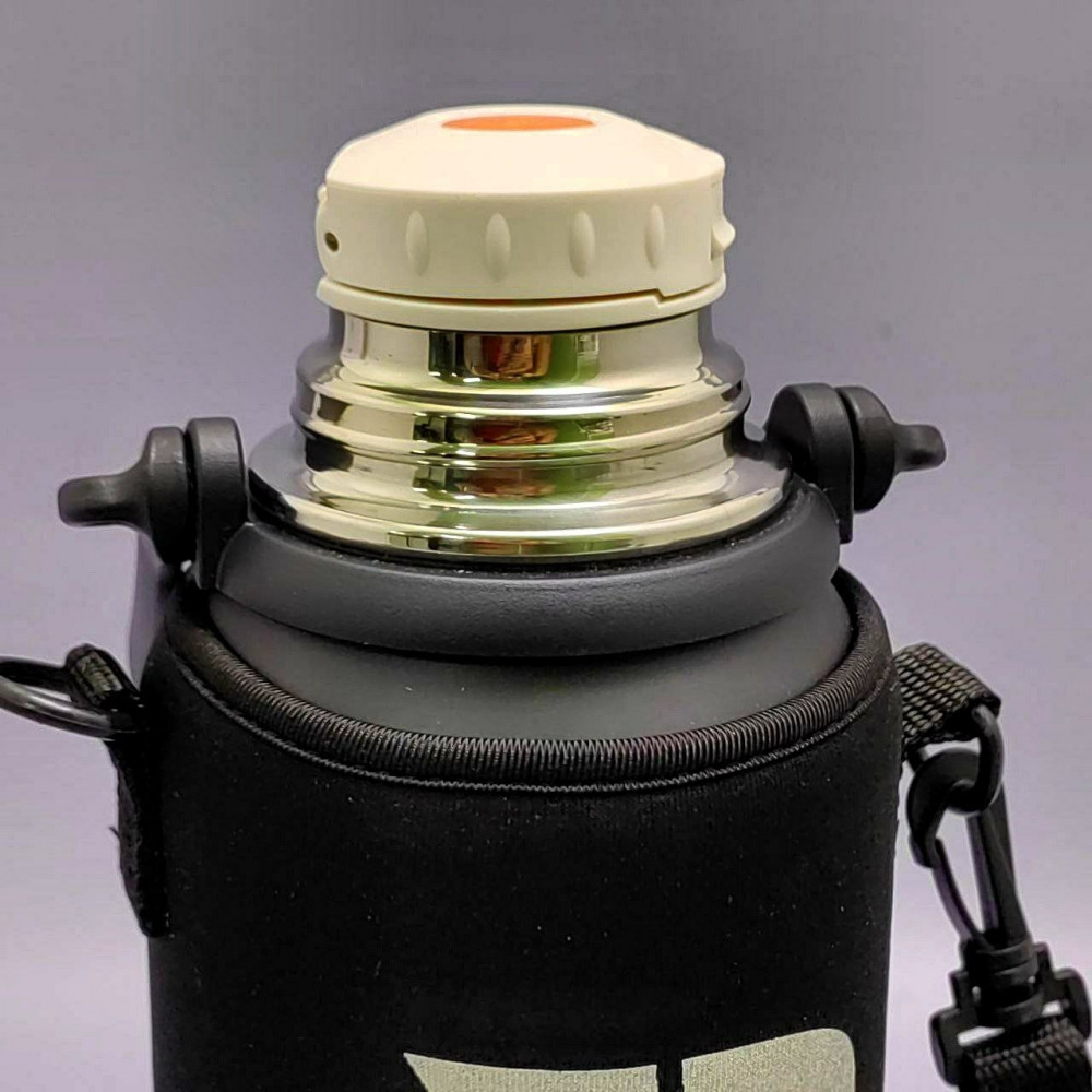 Термос вакуумный 1200 мл. в чехле, с ситечком, ручкой, клапаном, чашкой / Нержавеющая сталь - фото 8 - id-p215122396