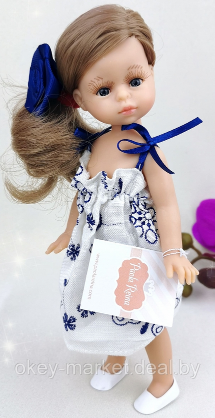 Кукла Paola Reina Валериа в белом платье с синей заколкой-розой, 21 см - фото 5 - id-p219129047