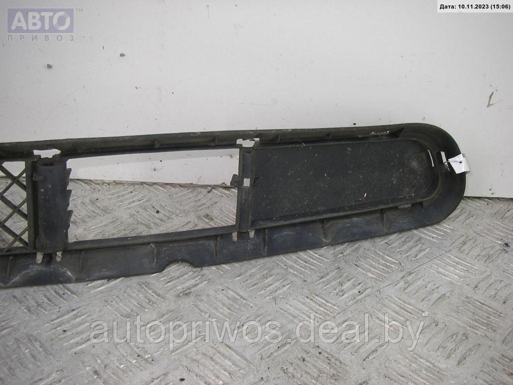 Решетка (заглушка) в бампер BMW 3 E46 (1998-2006) - фото 2 - id-p218397530