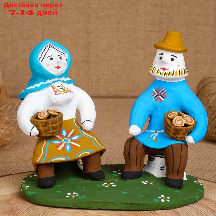 Сувенир "Мужик с бабой на пнях", 16×7×14,5 см, каргопольская игрушка