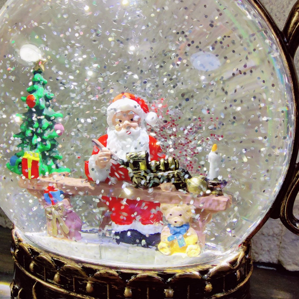 Светильник - ночник со снегом музыкальный декоративный на Рождество и Новый Год Happy Holiday Дед Мороз (2 - фото 4 - id-p219210224