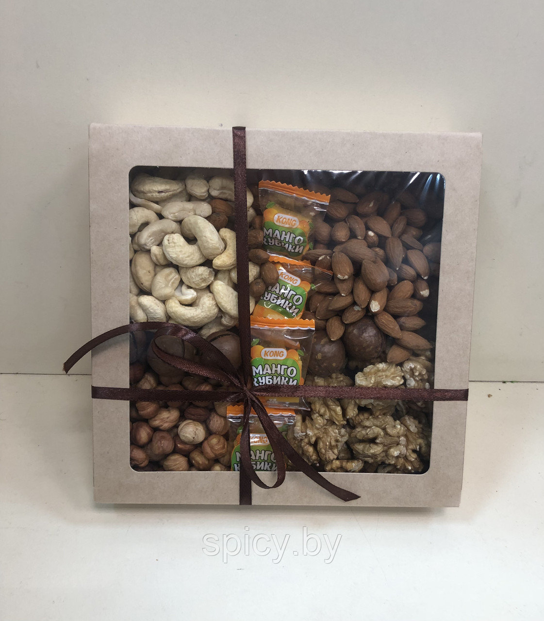 Подарочный набор из орехов и сухофруктов, 800гр - фото 2 - id-p219275379