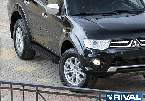 Пороги (подножки) алюминиевые на Mitsubishi Pajero Sport 2008-2013-2016 черные - фото 1 - id-p219322619