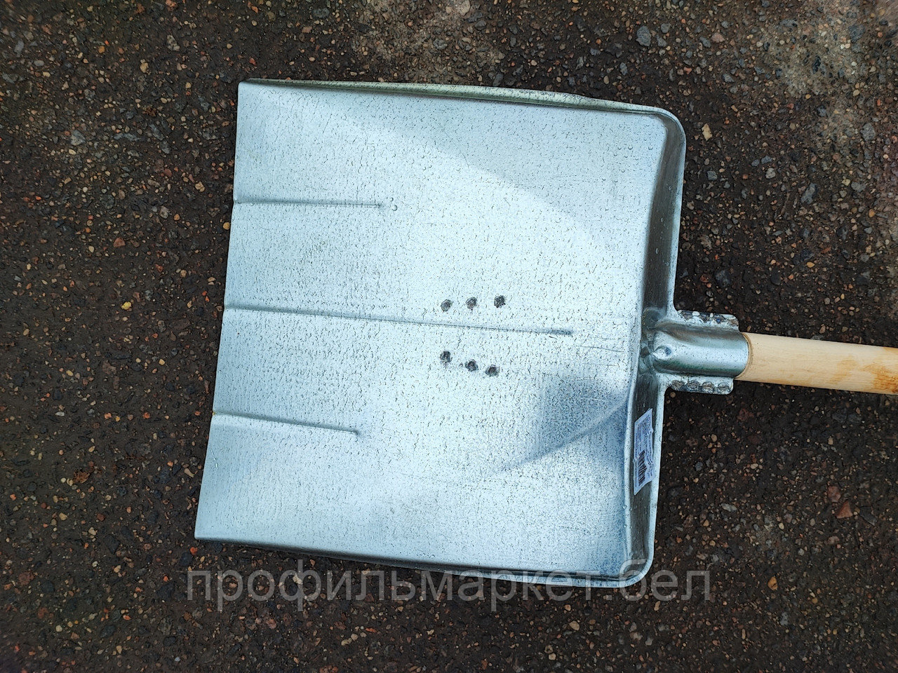 Снегоуборочная лопата металлическая с черенком и ручкой - фото 4 - id-p219455747