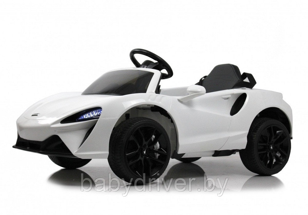 Детский электромобиль RiverToys McLaren Artura P888BP (белый)