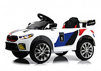 Детский электромобиль RiverToys F444FF (белый) BMW Режим качалки