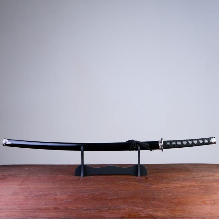 Сувенирное оружие «Катана на подставке», чёрные ножны с разводами, 100 см - фото 1 - id-p219501241