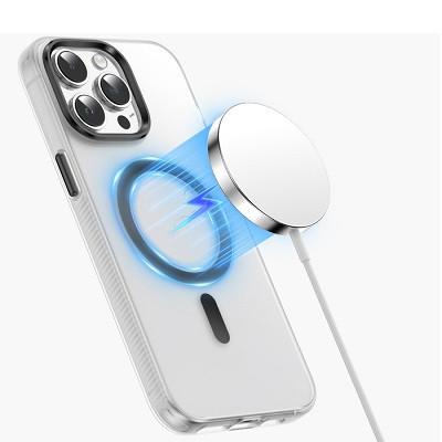 Чехол-бампер с магнитной пластиной Dazzle Pro Matte MagSafe Case прозрачно-черный для Apple iPhone 15 - фото 5 - id-p219535614
