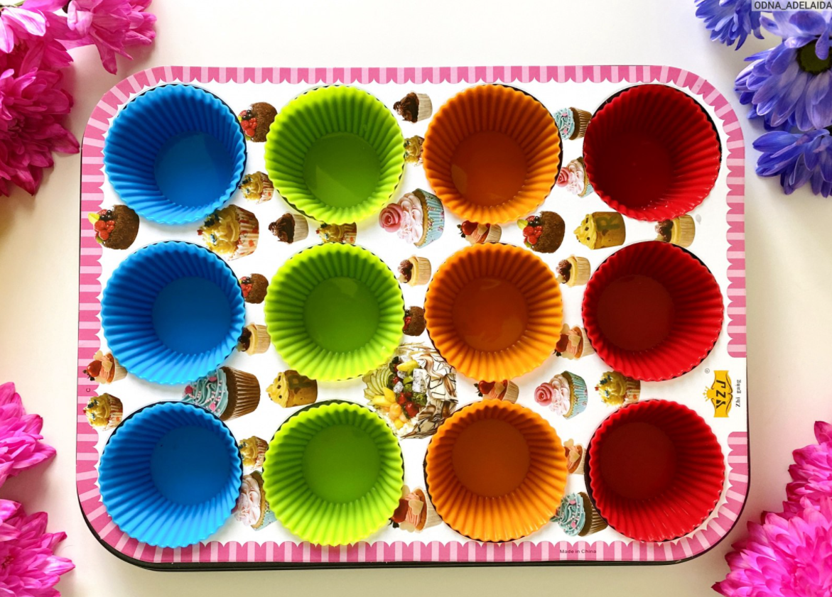 Форма для выпечки кексов, маффинов на 12 ячеек с силиконовыми вставками формочками / Силиконовые формы для - фото 2 - id-p219548628