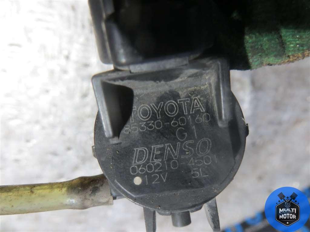 Насос (моторчик) омывателя стекла TOYOTA RAV 4 III (2005-2013) 2.2 d-cat 2008 г. - фото 4 - id-p219538794