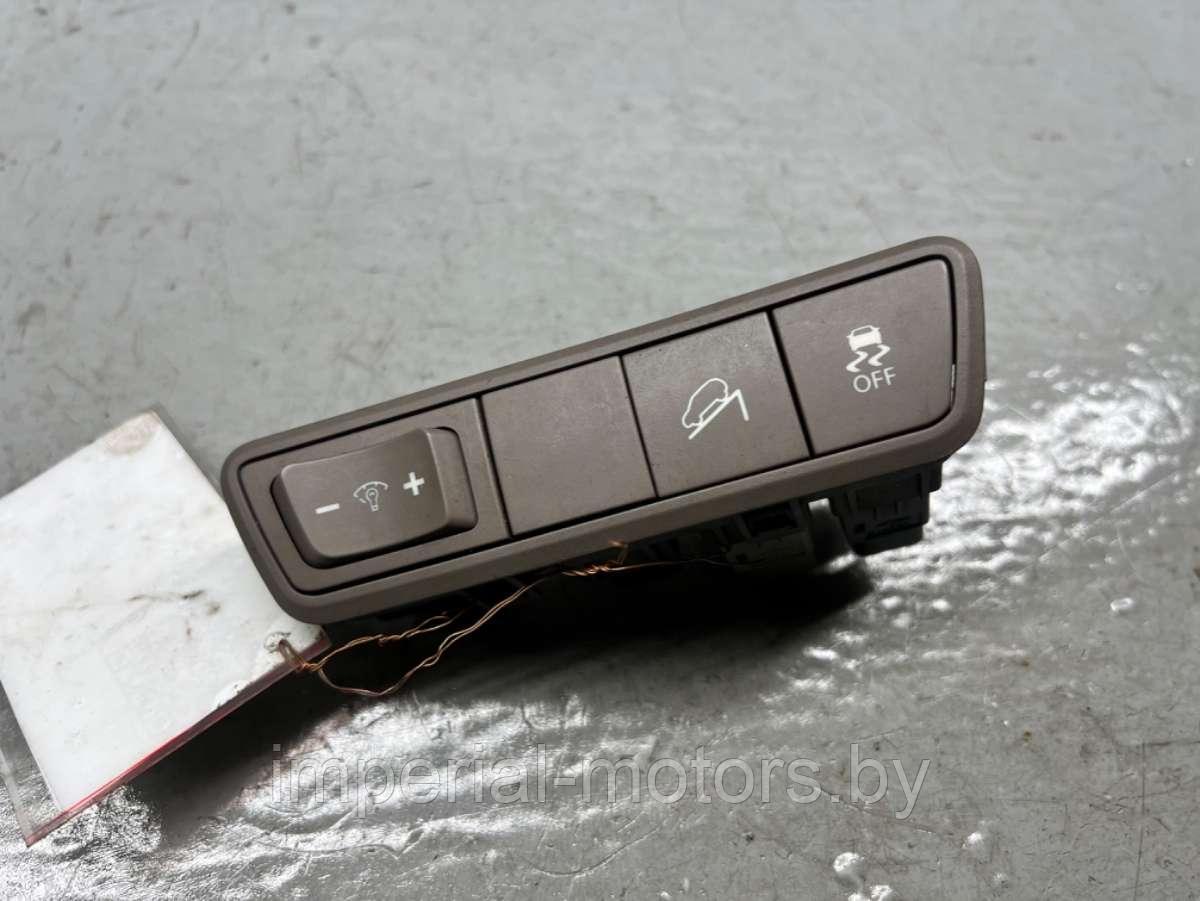 Кнопка освещения панели приборов Hyundai Tucson 2 - фото 1 - id-p219503836