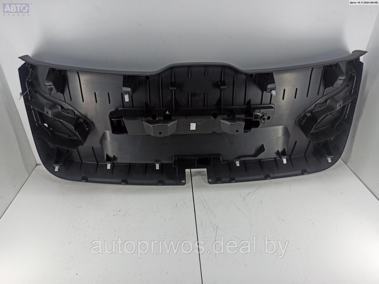 Обшивка крышки багажника Audi Q3 8U (2011-2018) - фото 2 - id-p216919588
