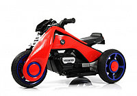 Детский электротрицикл RiverToys K333PX (красный)
