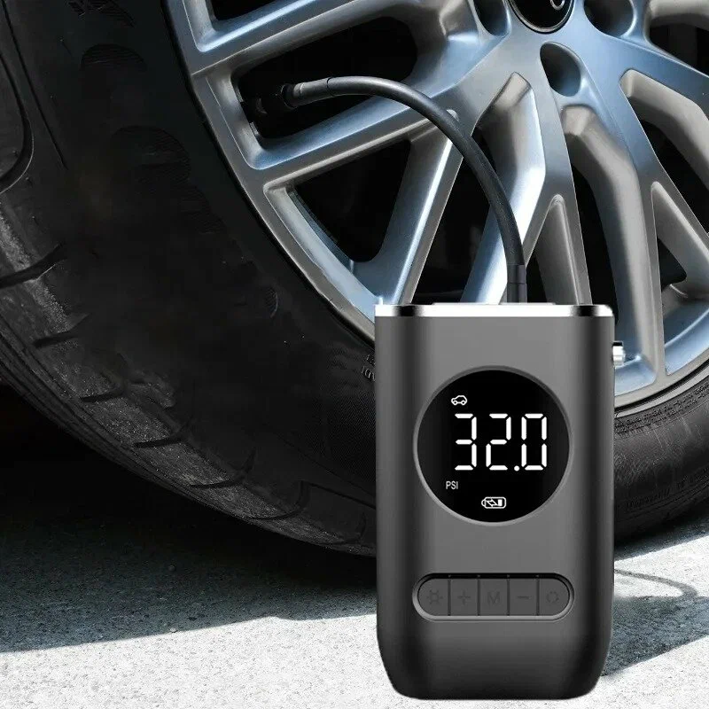 Беспроводной портативный автомобильный компрессор CAR Air Pump CZK-3668 (USB, 4 насадки, LED-дисплей, фонарь) - фото 1 - id-p219702958