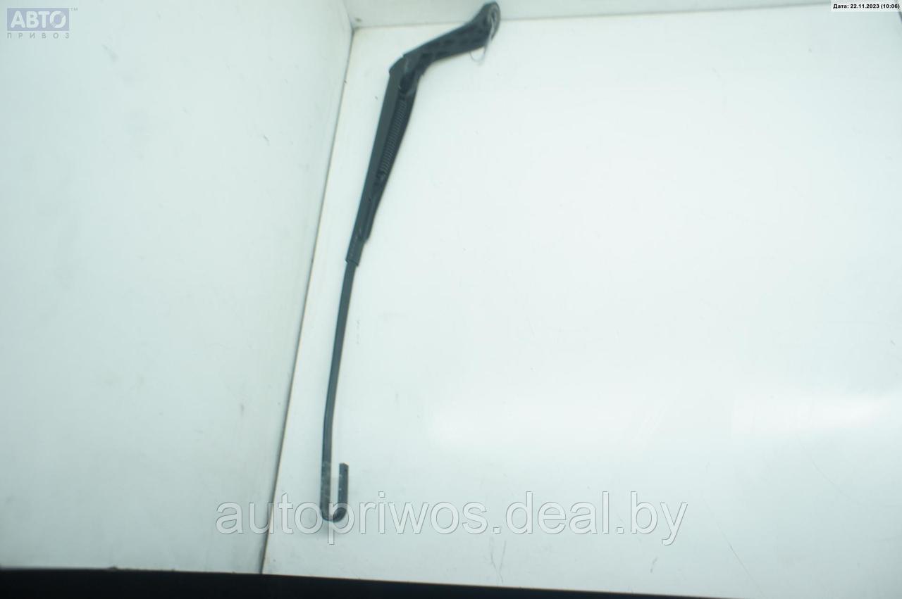 Щеткодержатель (поводок стеклоочистителя) передний Volkswagen Sharan (2000-2010) - фото 2 - id-p219711249