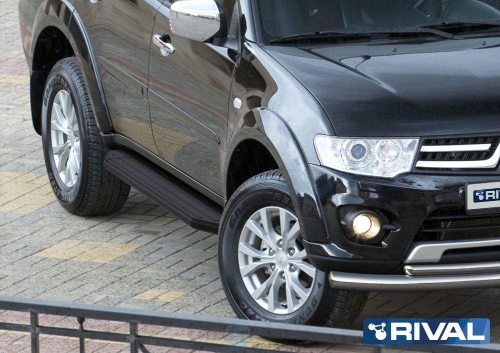 Пороги алюминиевые Rival Premium для Mitsubishi Pajero IV 2006-2014
