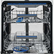 Встраиваемая Посудомоечная машина Electrolux EES48200L ( 3 лоток), фото 4