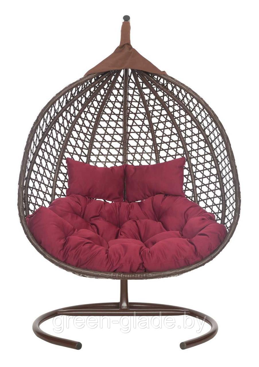 Подвесное двухместное кресло-кокон ФИДЖИ ротанг коричневый, подушка бордовая - фото 1 - id-p66455552