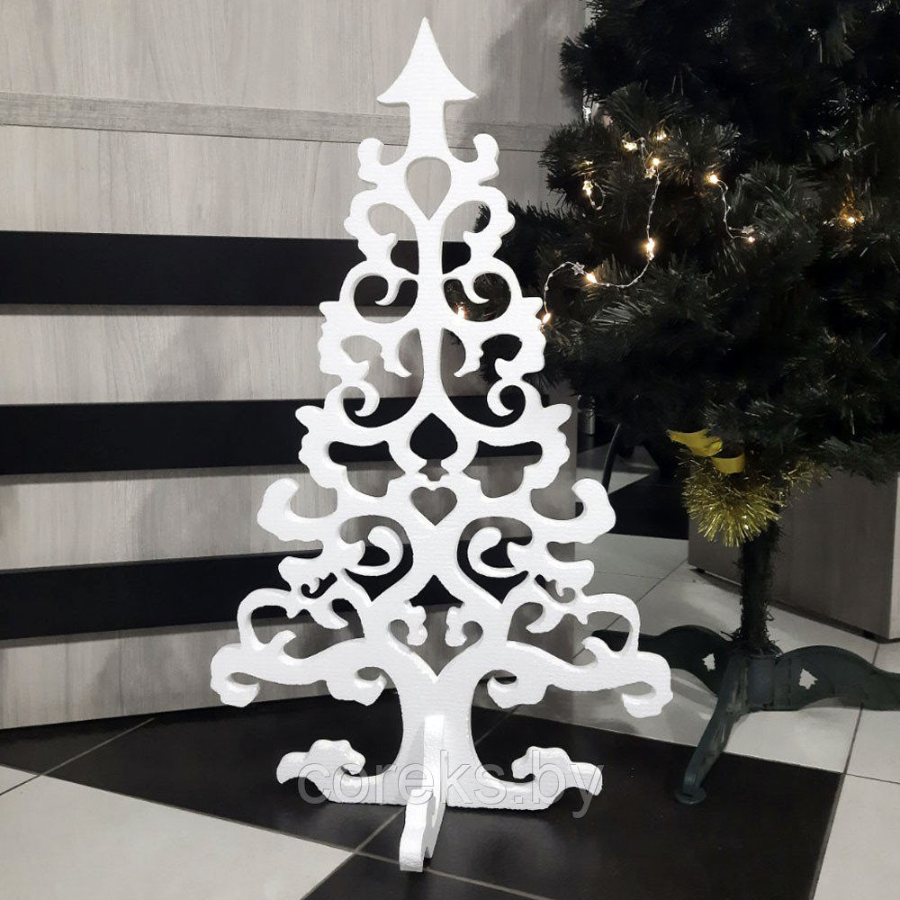 Ёлка из пенопласта (размер 88*48 см) №82