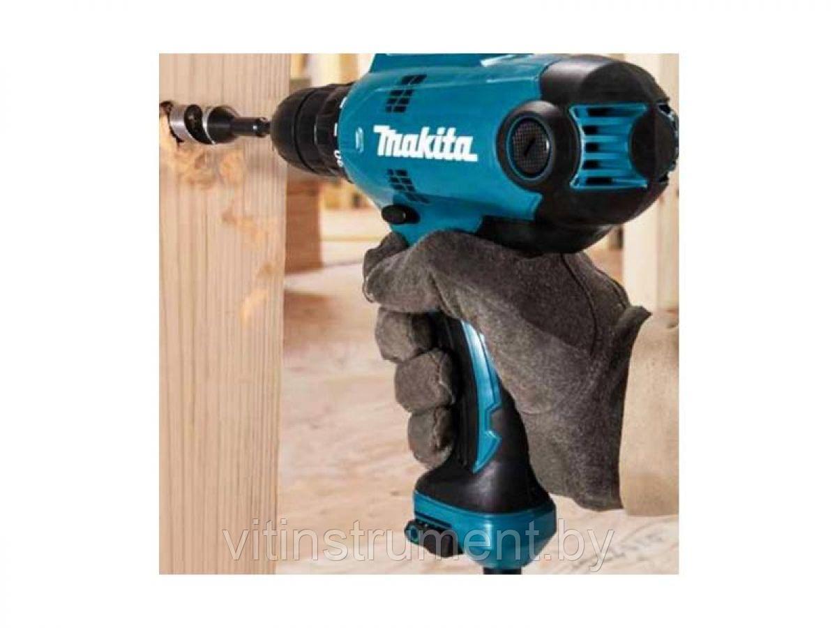 Дрель-шуруповерт MAKITA DF 0300X2 в кор. + набор бит (11 шт.) (320.0 В, 2 скор., 56 Нм,) (DF0300X2) - фото 2 - id-p220046573