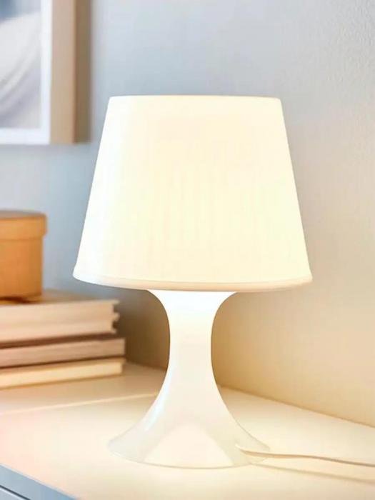 Лампа прикроватная ночник светильник настольный с абажуром для спальни классика интерьерная