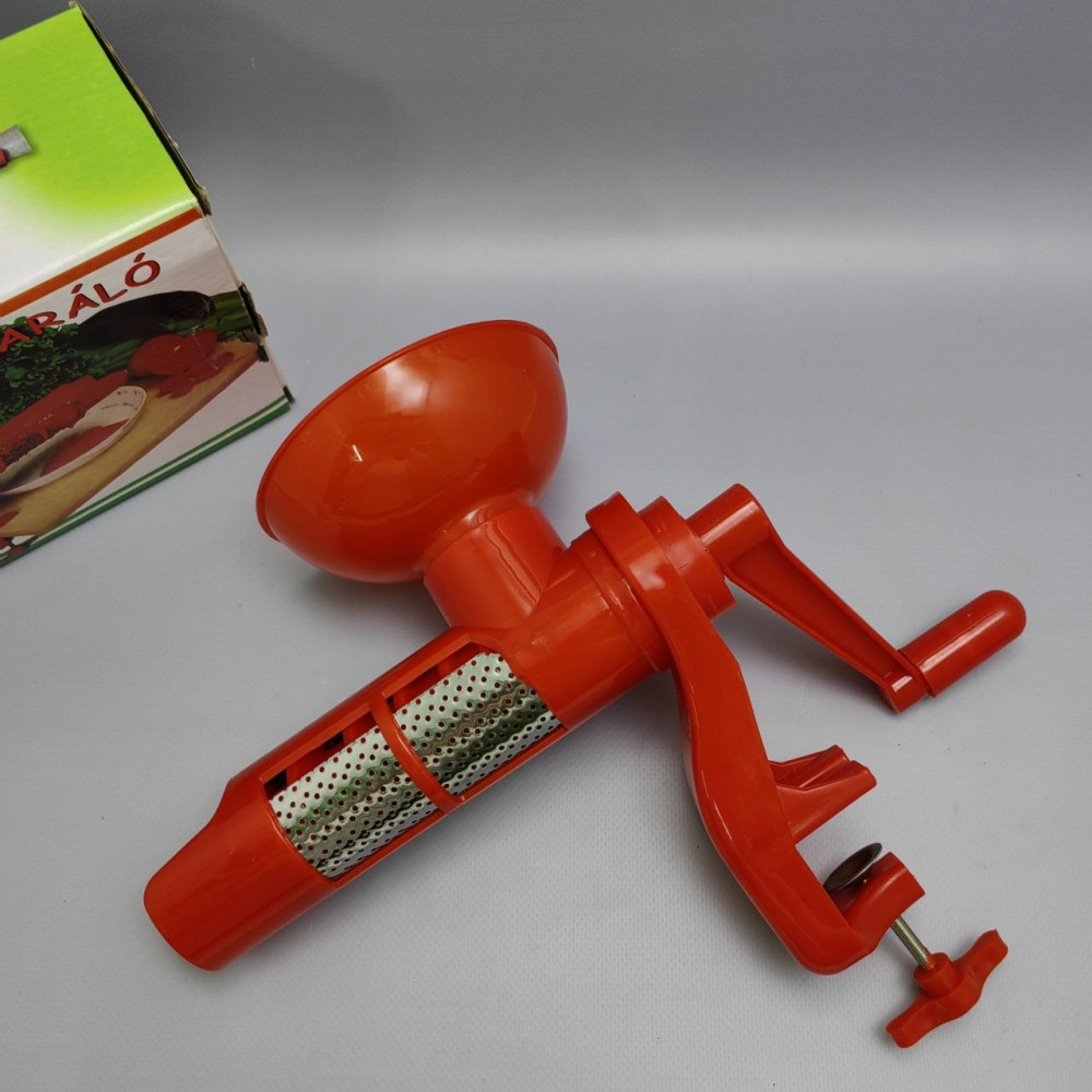 Соковыжималка механическая ручная для томатов Paradicsomdaralo - фото 4 - id-p220145228