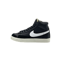 Nike blazer black