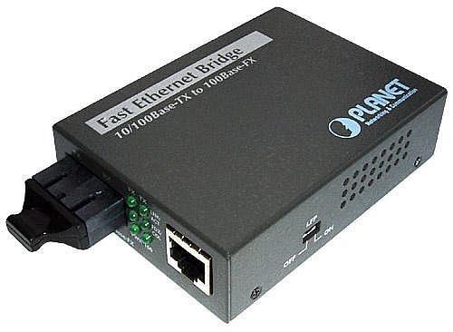 FT-801 Медиа конвертер PLANET 10/100Base-TX to 100Base-FX (ST) Bridge Media Converter, LFPT Supported - фото 1 - id-p220184460
