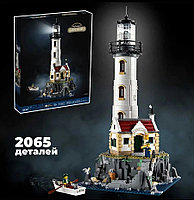 92882 Конструктор Прибрежный маяк с мотором и подсветкой, 2065 деталей, аналог Лего
