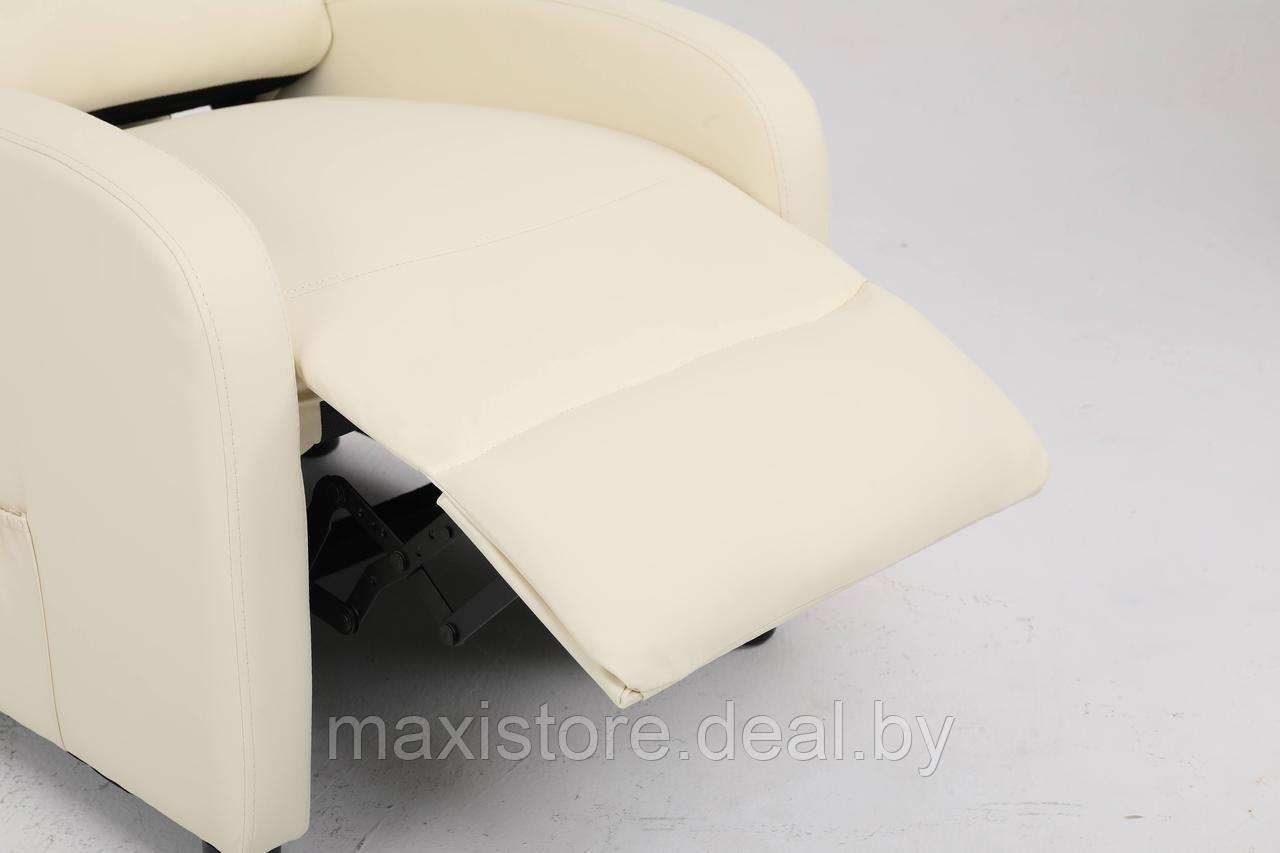 Кресло вибромассажное CALVIANO, модель 2164, бежавая экокожа - фото 5 - id-p220195554