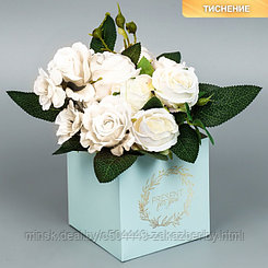 Коробка для цветов с PVC крышкой «Present», 12 × 12 × 12 см