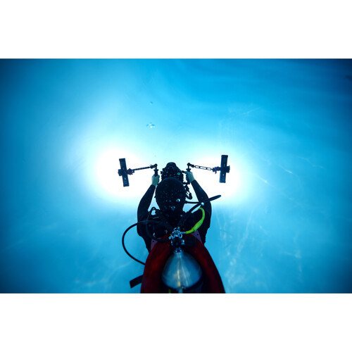 Осветитель светодиодный Godox Dive Light WT25D для подводной съемки - фото 9 - id-p220211876
