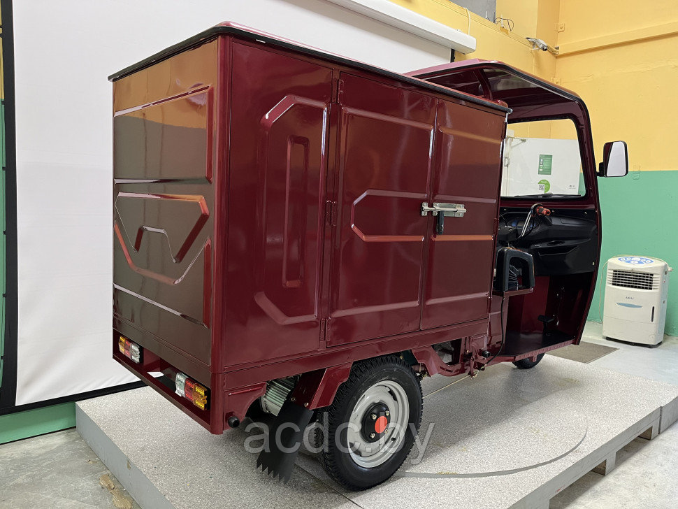 Электротрицикл грузовой GreenCamel Тендер 3 C1400 (60V 1500W) закрытый кузов - фото 2 - id-p220247813